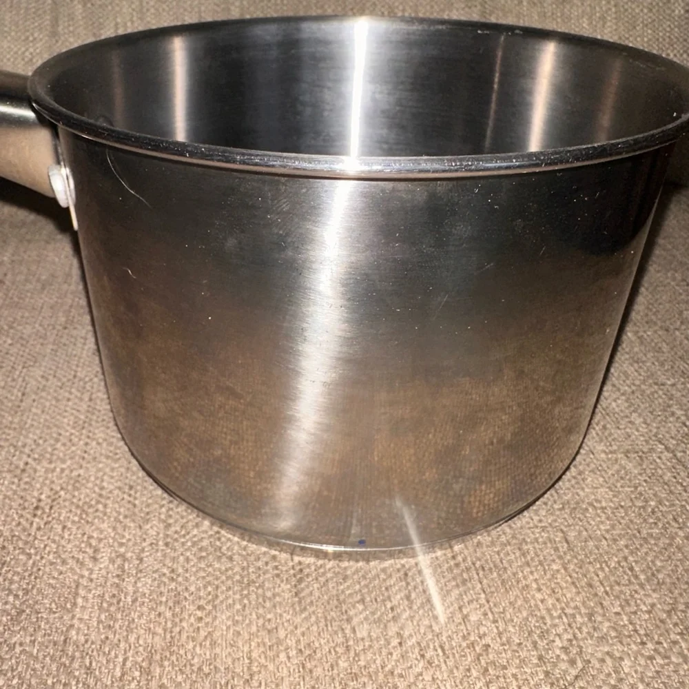 EUC Tools of the Trade 1.5 Quart Sauce Pan Stainless Steel No Lid